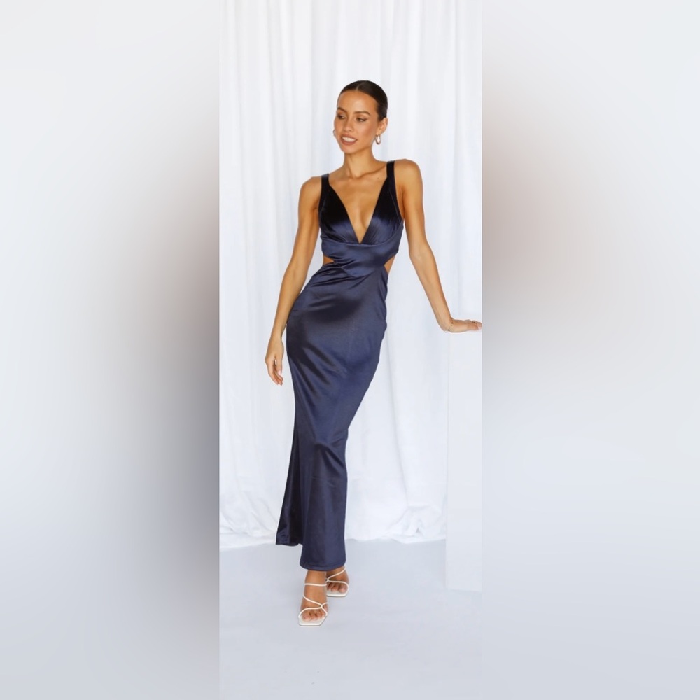 Hello Molly SUNSET VIEWS SATIN MIDI DRESS DARK BLUE